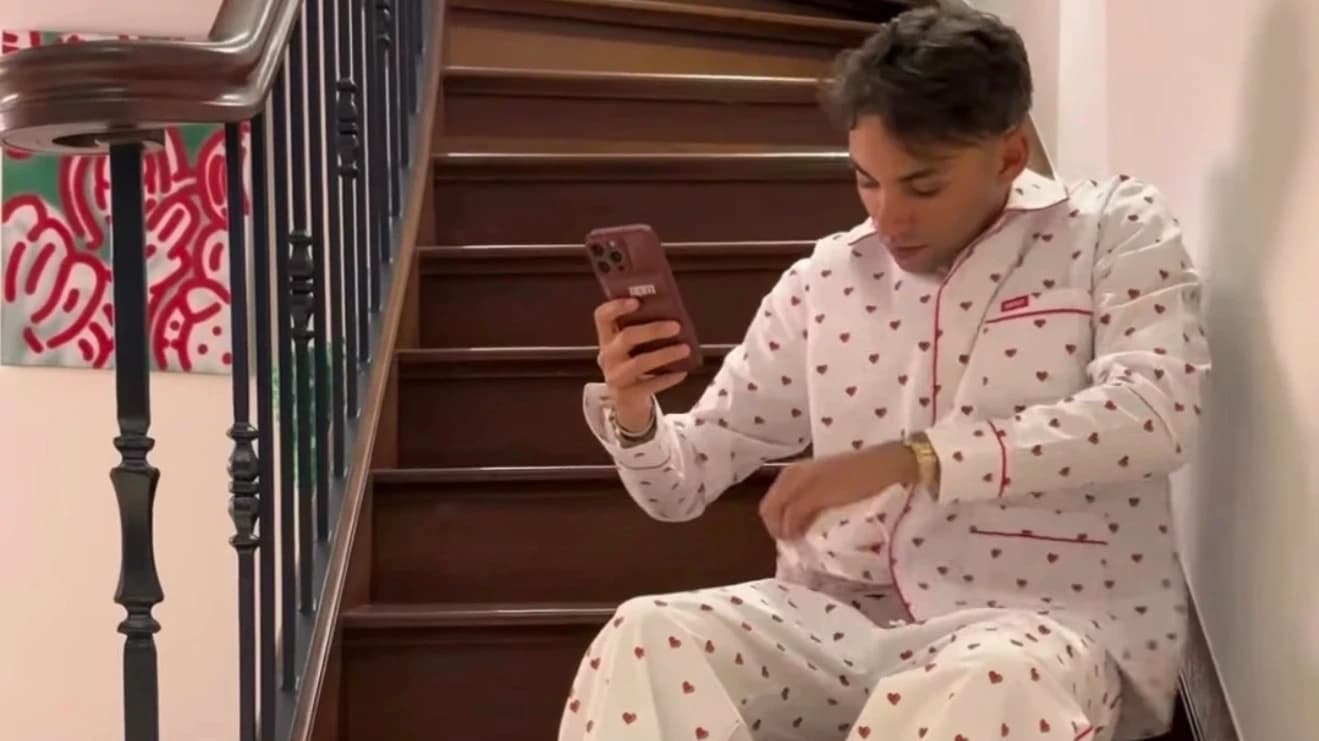 6PM zeigt erstes Piece der Valentinstag-Kollektion 2026